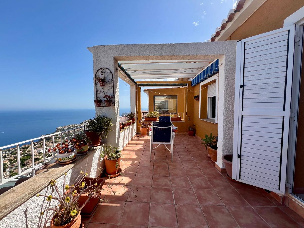 Apartamento con Espectaculares Vistas al Mar en Cumbre del Sol, Benitachell