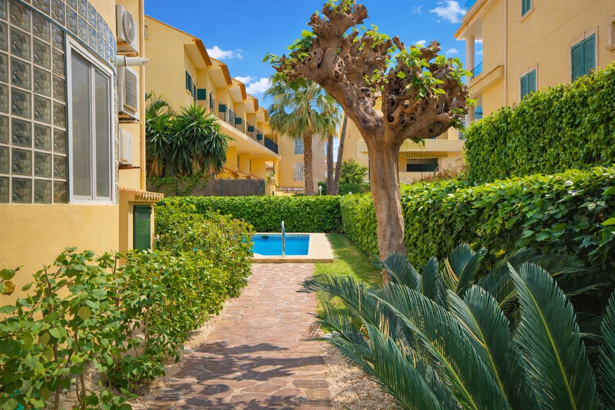 Apartamento en venta en Javea a solo dos minutos del mar.
