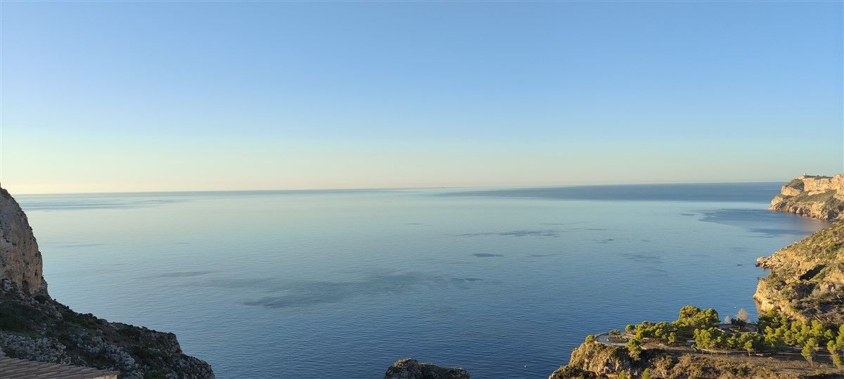 Atico en primera linea en Cumbre del Sol, con excelentes vistas al mar