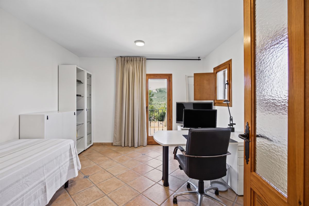 Country Estate in Benissa: Exclusive Property in Pedramala (Benissa) with Panoramic Views