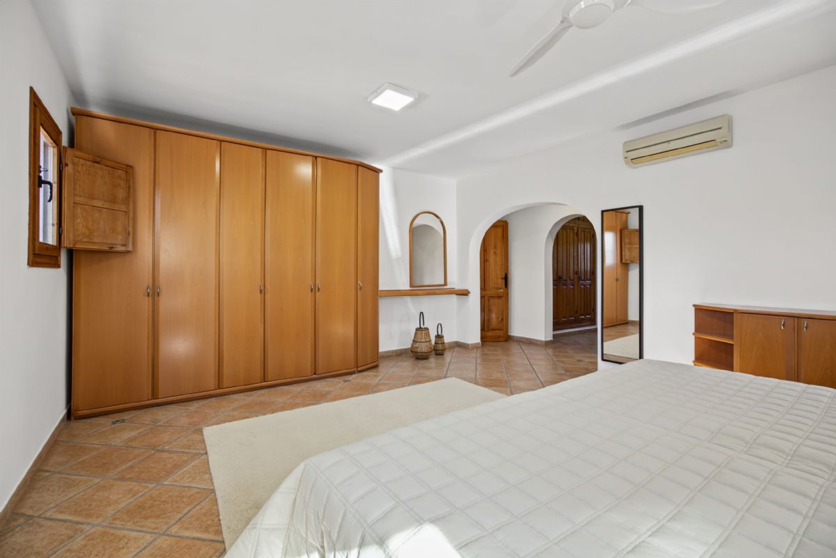 Country Estate in Benissa: Exclusive Property in Pedramala (Benissa) with Panoramic Views