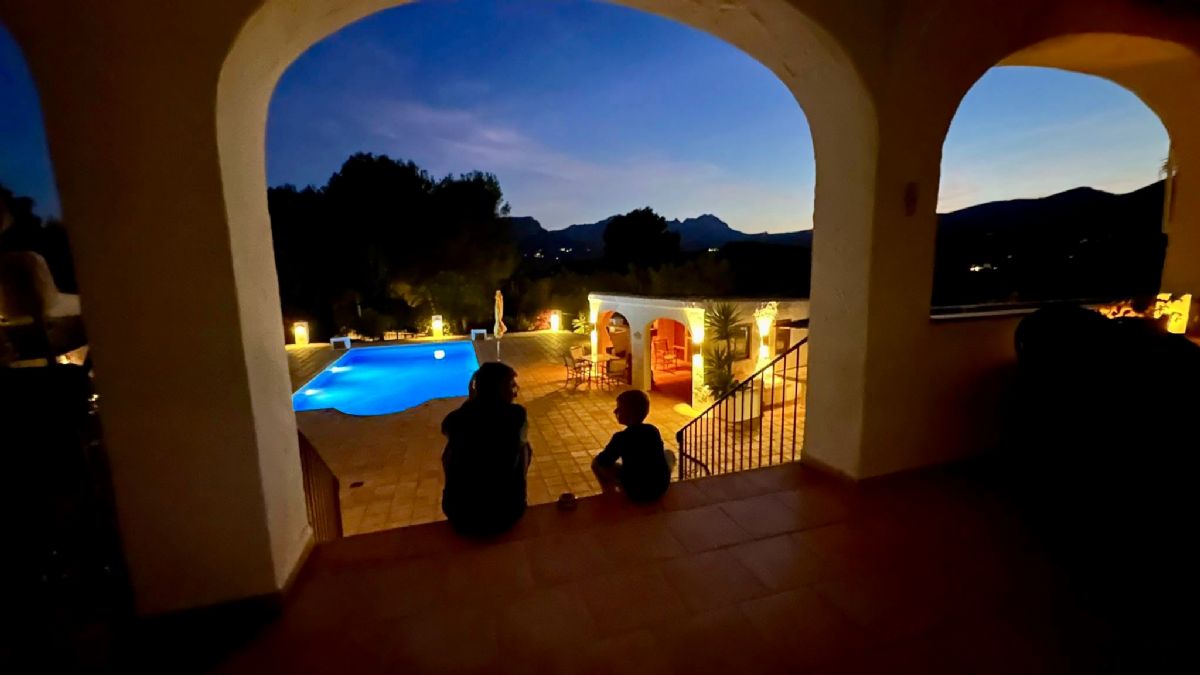 Casa Rústica en Benissa: Exclusiva Propiedad en Pedramala (Benissa) con Vistas Panorámicas