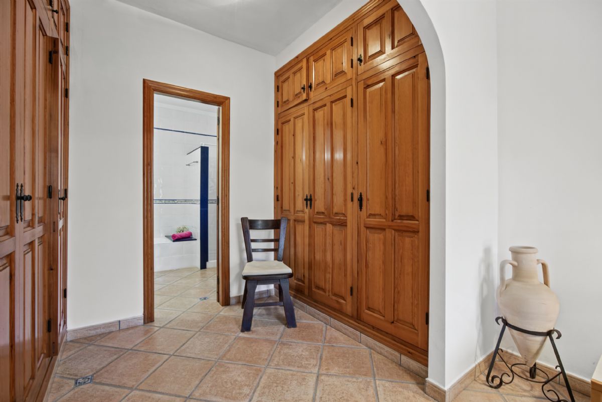 Country Estate in Benissa: Exclusive Property in Pedramala (Benissa) with Panoramic Views